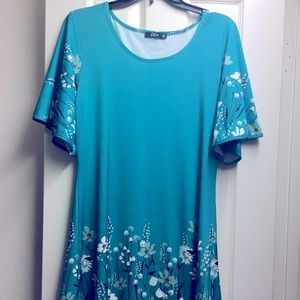 Teal tunic length top